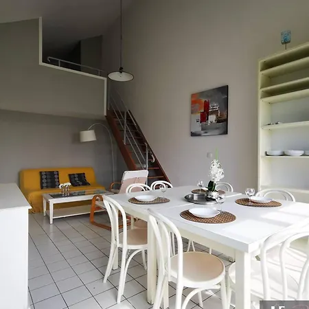 3 Pieces - 8 Couchages Avec Balcon Et Parking A - Fr-1-825-27 * La Rochelle (Charente-Maritime)